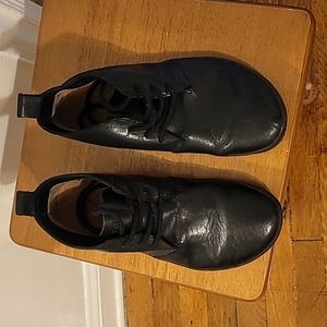Vivo barefoot Gobi black leather shoe size 5.5